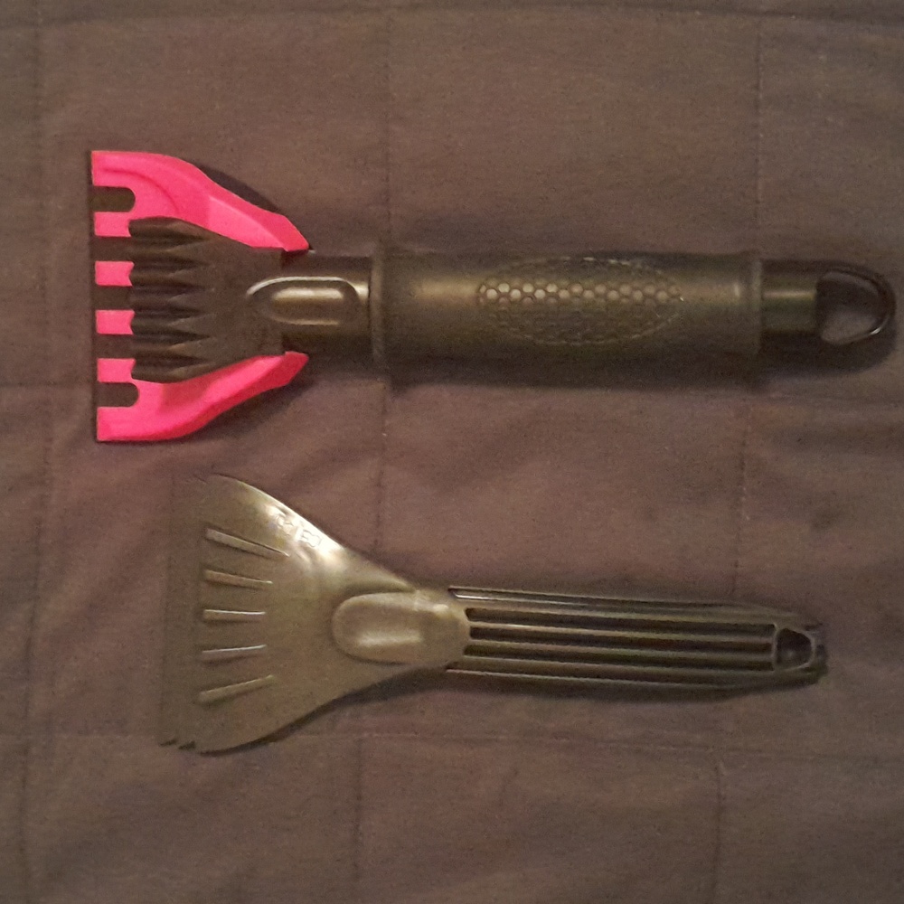 Subzero Ice Scrapper